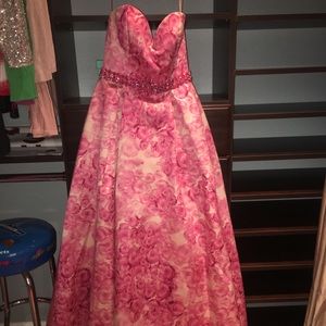 Perfect condition Jovani ball gown!!